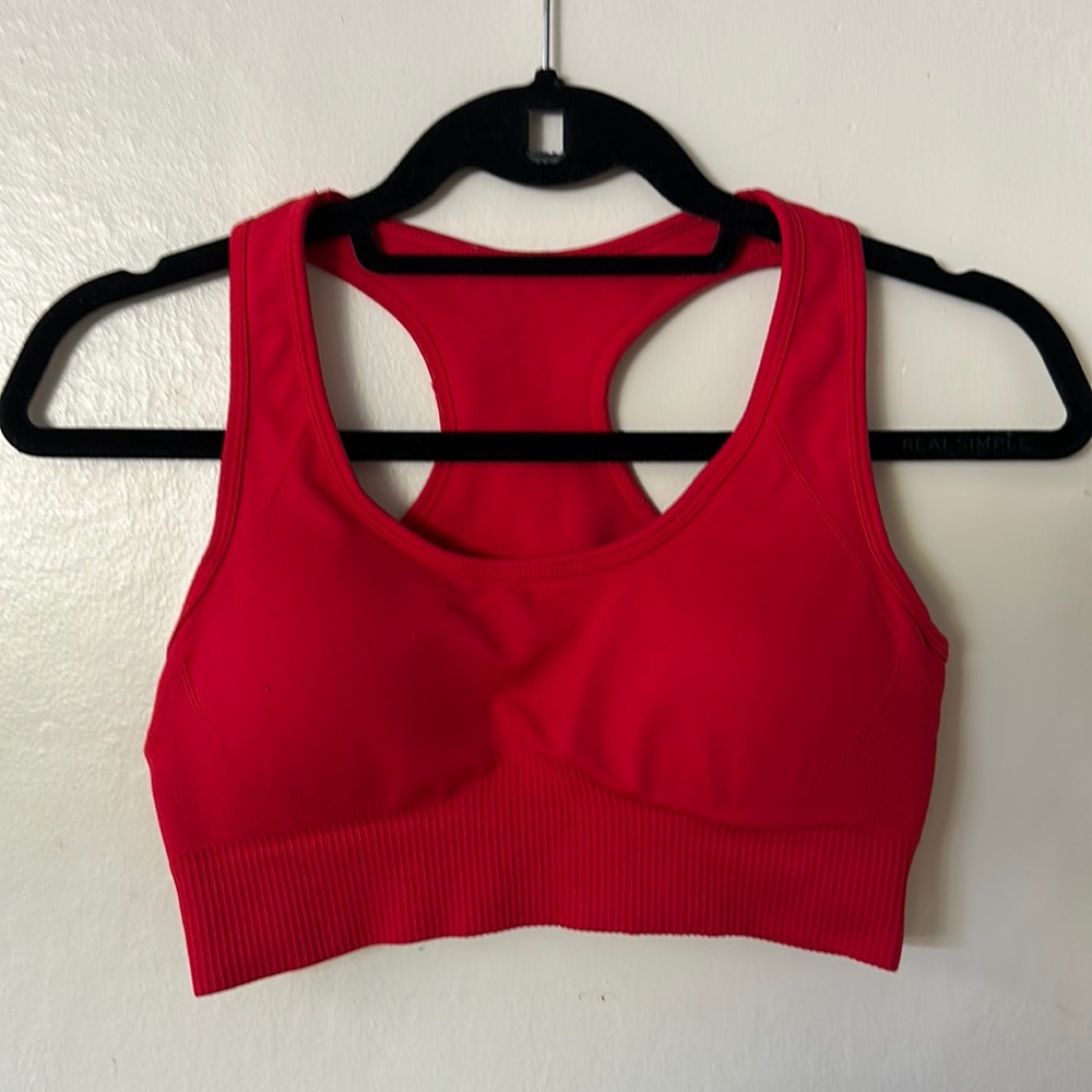 Red Seamless 2 piece sports bra and leggings